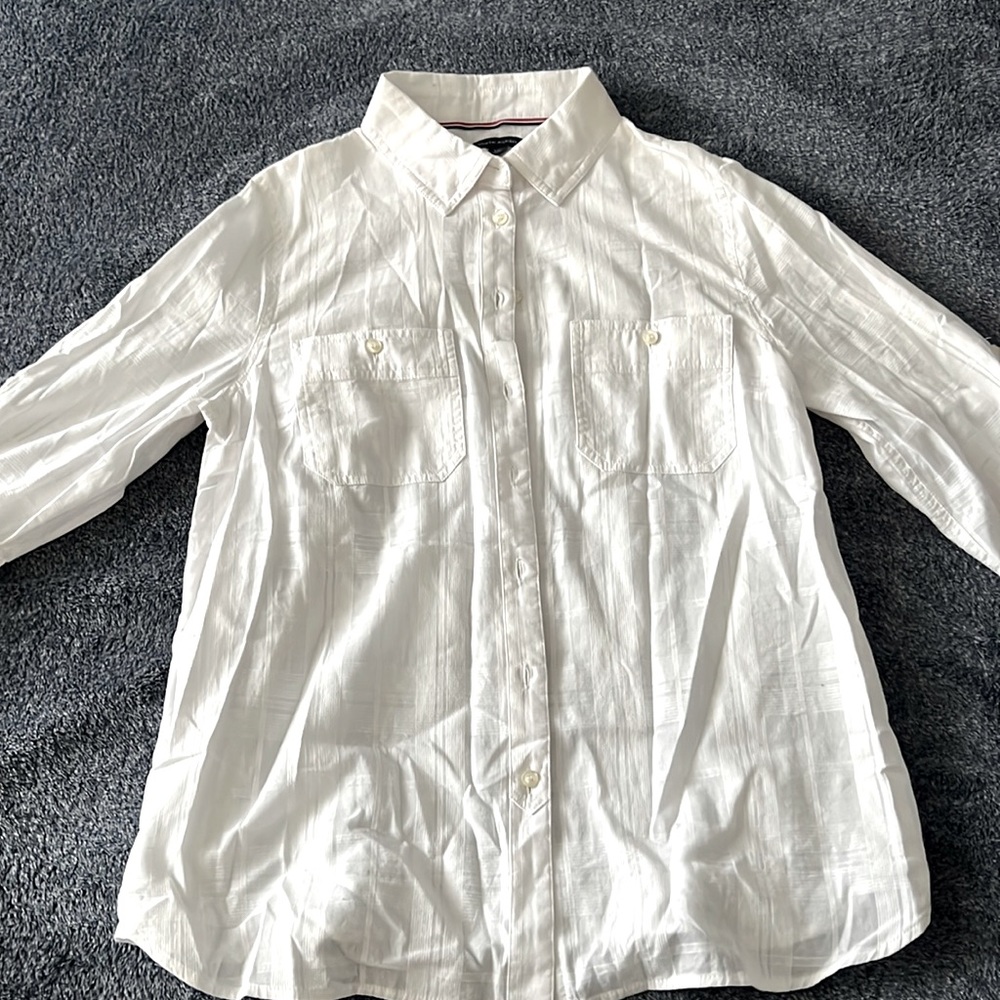 Tommy Hilfiger button up